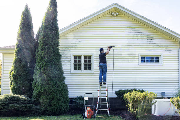 Best Sidewalk Pressure Washing  in Flatonia, TX